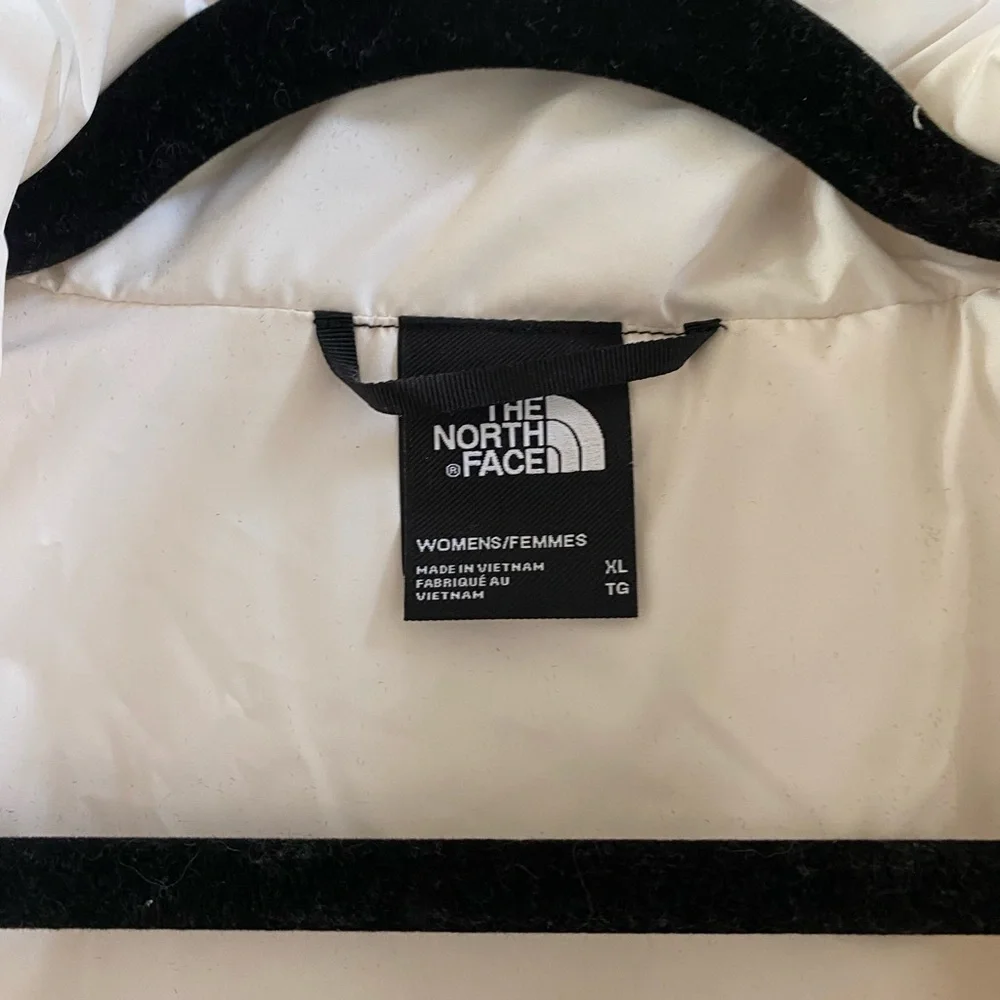 The North Face Women's Ivory Quilted Vest - Picture 3 of 3